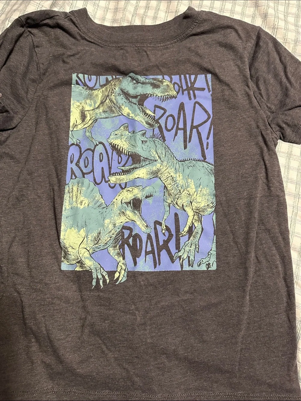 Carters bundle of 4 dinosaur shirts size M / 8